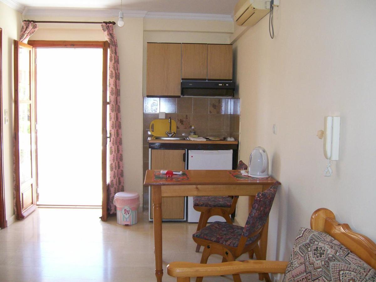 Antigoni House Apartment Poros  Luaran gambar